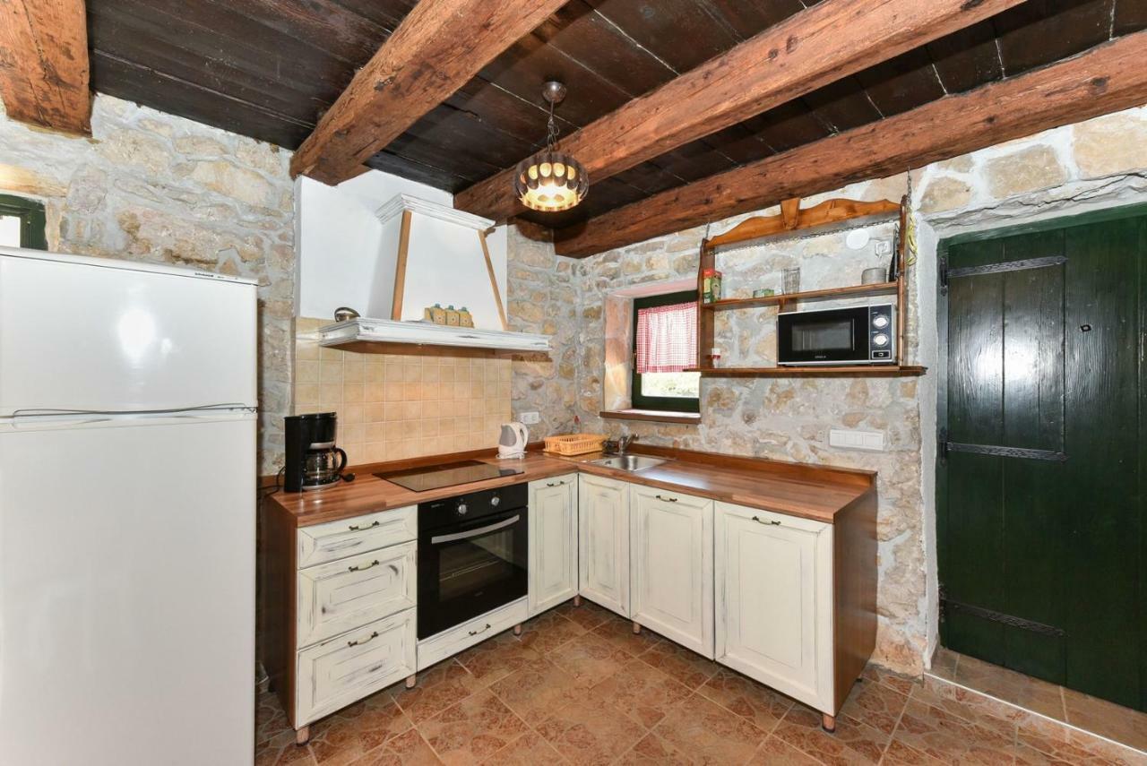 Romantic Pet Friendly House Orhideja - By Tourist Agency Leut Villa Privlaka  Esterno foto